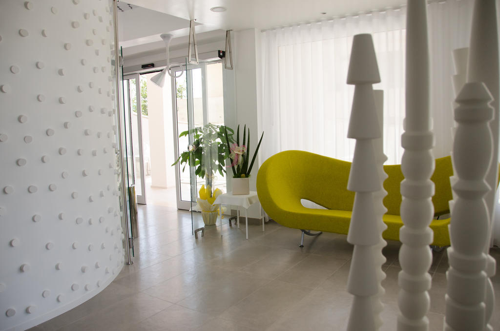 Quihotel Porto Cesareo Luaran gambar