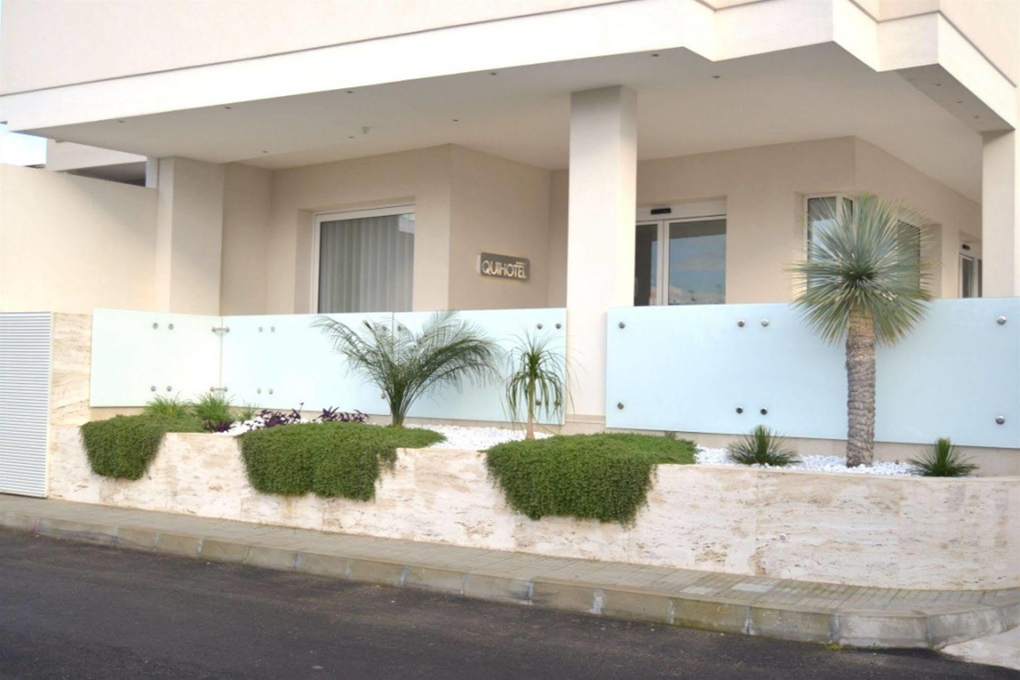 Quihotel Porto Cesareo Luaran gambar